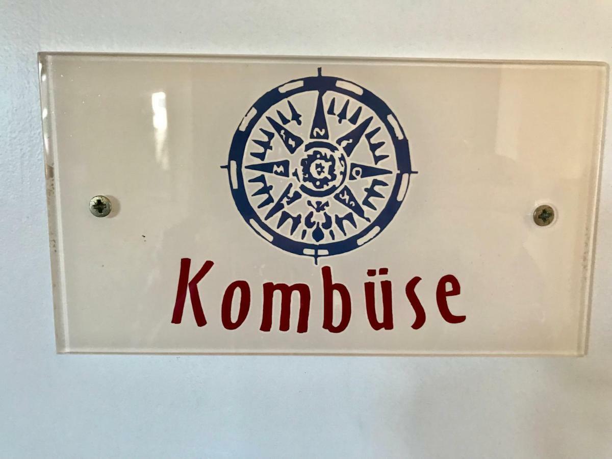 "Kombuese" By Ferienhaus Strandgut Борн Екстериор снимка